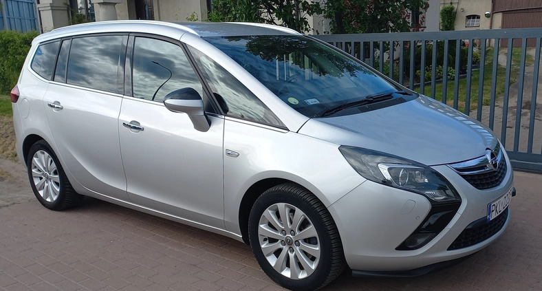 Opel Zafira cena 35000 przebieg: 267000, rok produkcji 2013 z Koło małe 92